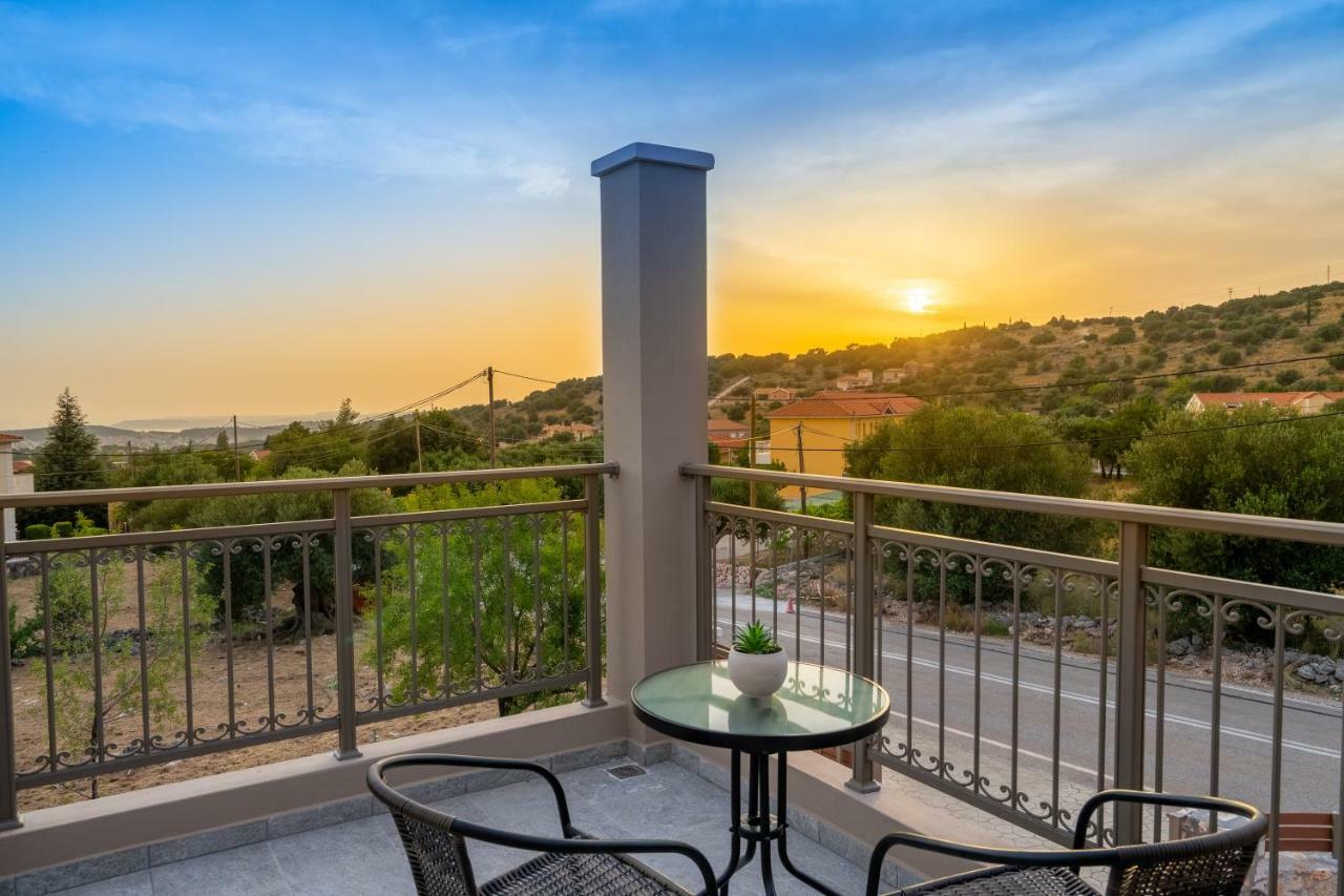 Rose Maisonette Razata Exterior photo